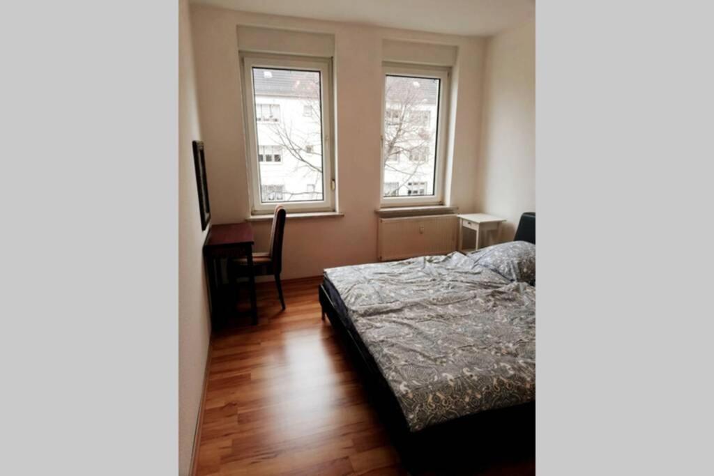 Ferienwohnung - Apartment Mit Balkon In Halle-Saale, Trotha Halle  Extérieur photo