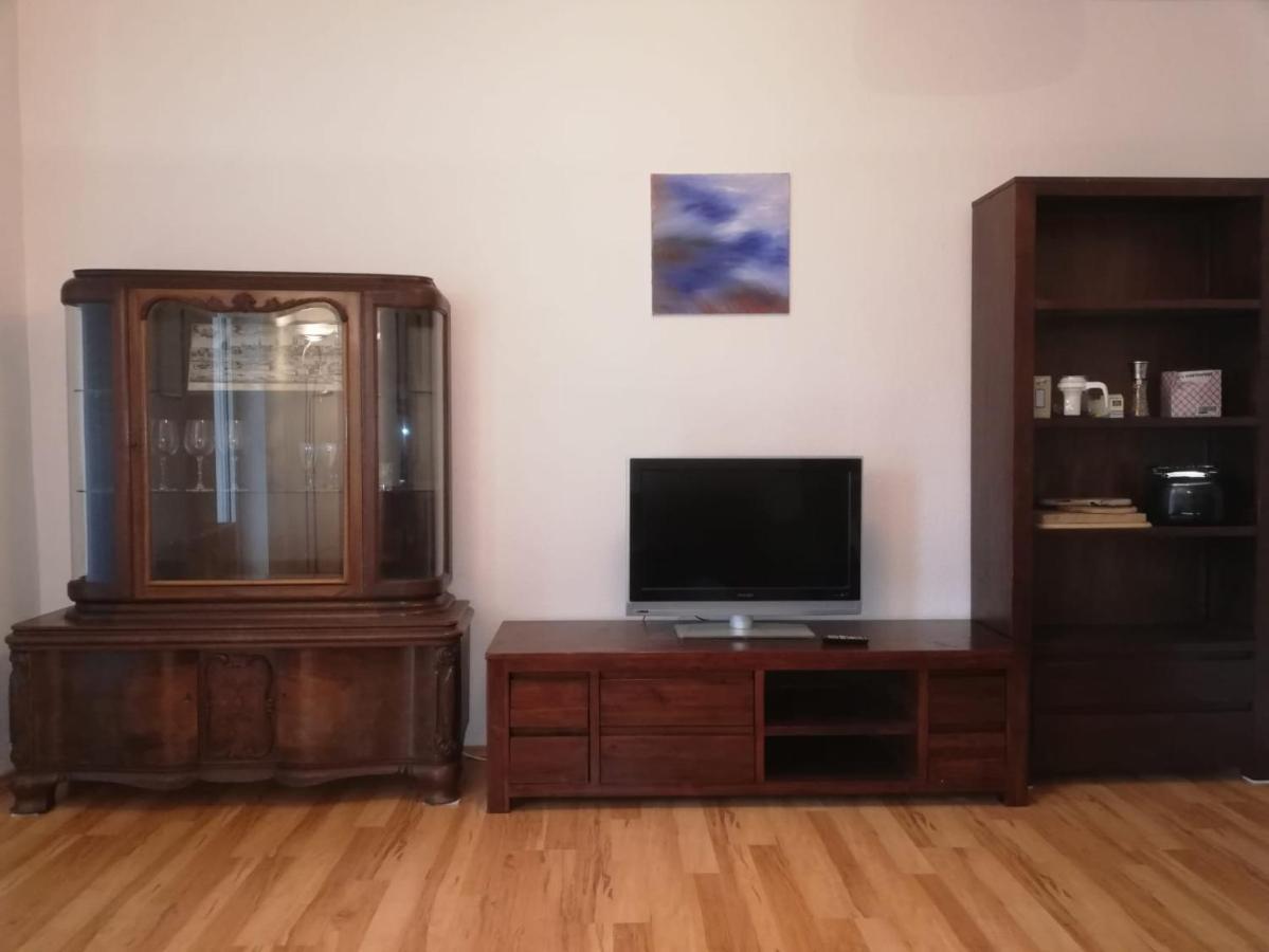 Ferienwohnung - Apartment Mit Balkon In Halle-Saale, Trotha Halle  Extérieur photo